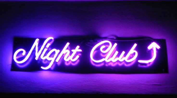 SE VENDE NIGHT CLUB